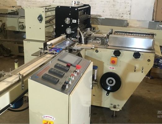 Corte do lenço de papel do bolso do tela táctil e pressão de ar da máquina de embalagem 0.8Mpa