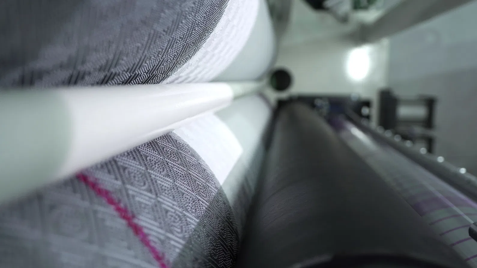 Máquina de Rebobinagem de Rolo Maxi / Rolo de Papel Higiênico 200-300 Metros / Velocidade Min 1